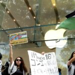 Apple Store Protests Business 2173253426